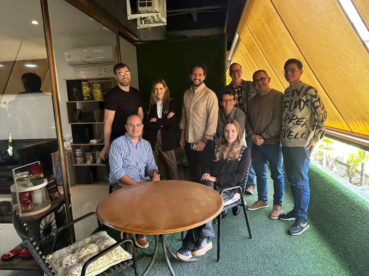 Equipo de Capital Foods durante una sesión de AI Enablement.